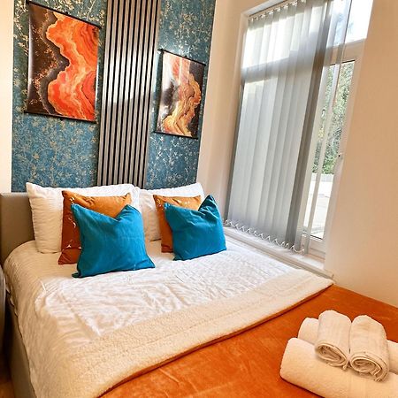 R4 Luxury Studio En-Suite Room In Harborne Lane By Queen Elizabeth Hospital Birmingham Exterior photo