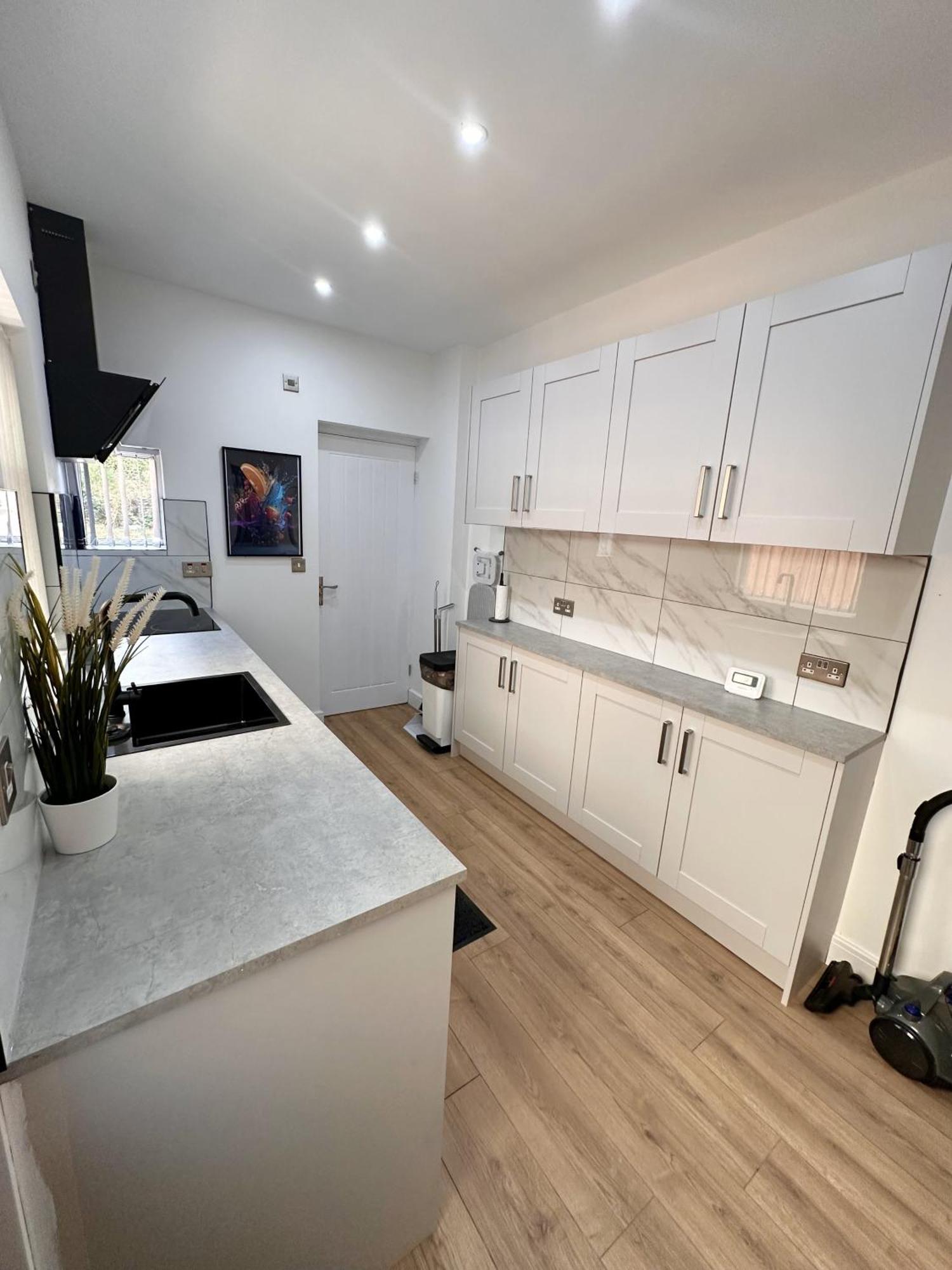 R4 Luxury Studio En-Suite Room In Harborne Lane By Queen Elizabeth Hospital Birmingham Exterior photo
